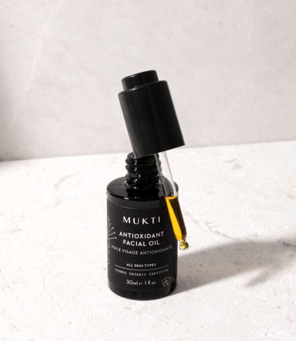 Mukti Organics Antioxidant Facial Oil. Ilu Hub - Natural Organic Clean Skincare Products Makeup