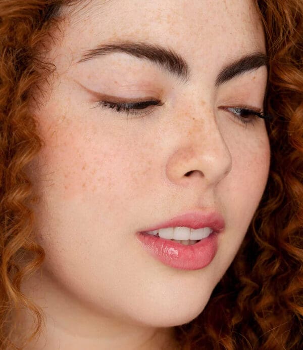 Vegan Eyeliner Pencil. Ilu Hub - Natural Organic Clean Skincare Products Makeup