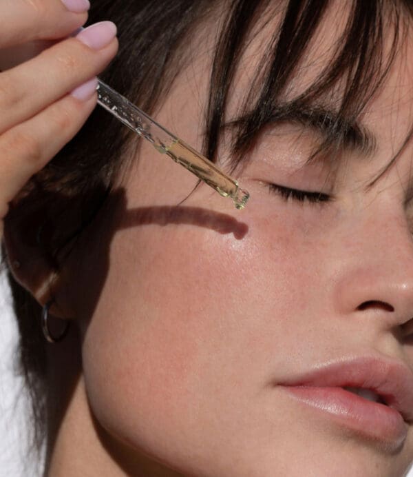 Fitglow Beauty Vita Youth Retinoic Oil. Ilu Hub - Natural Organic Clean Skincare Makeup Haircare